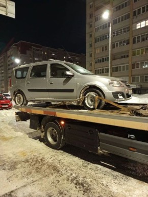 Более 300 авто увезли на штрафстоянку ради расчистки города от снега