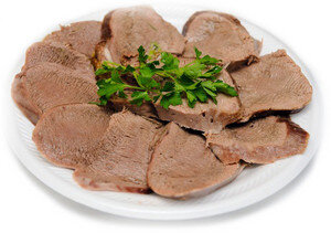 Как правильно приготовить говяжий язык: секреты опытных кулинаров