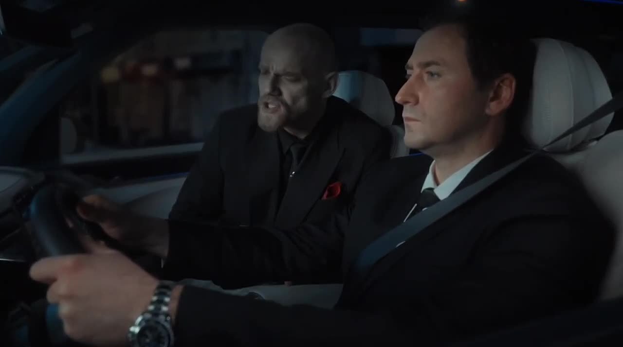 Пристёгиваетесь ли вы ремнем безопасности на заднем сиденье?