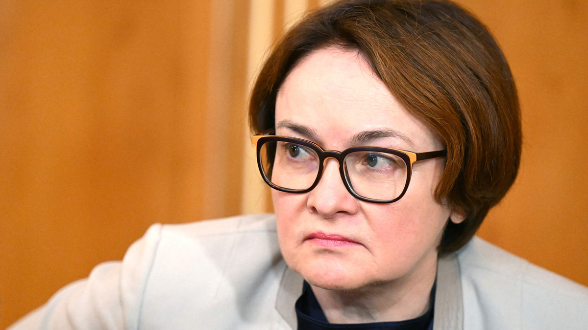 Банки России в страхе: что сулит блокировка карт Visa и MasterCard?