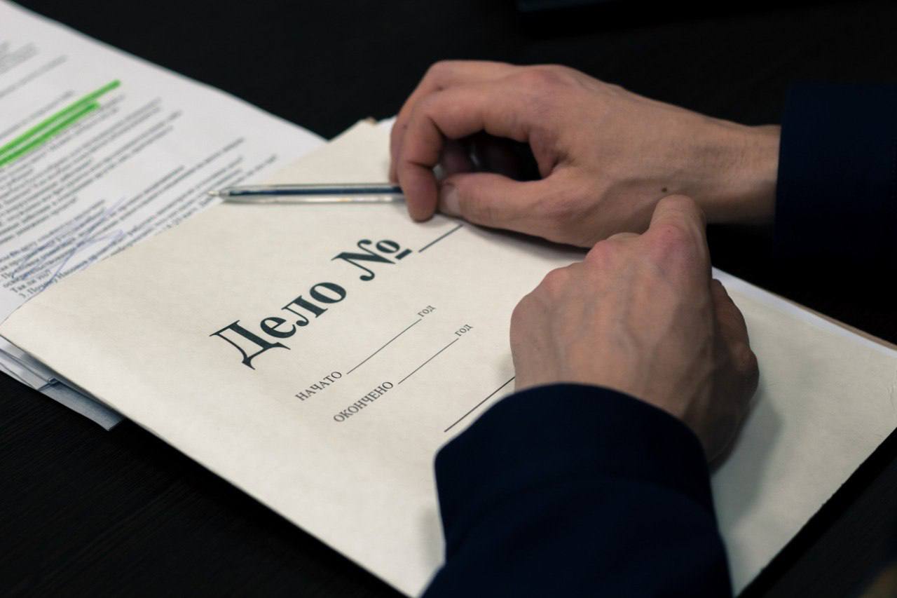 В Нагорском районе местная жительница обвиняется в заведомо ложном сообщении о преступлении