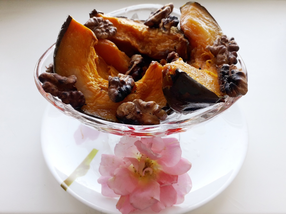 Тыковая магия осени: восхитительный десерт с грецкими орехами