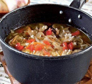 Постные щи из кислой капусты — вкусное и сытное решение