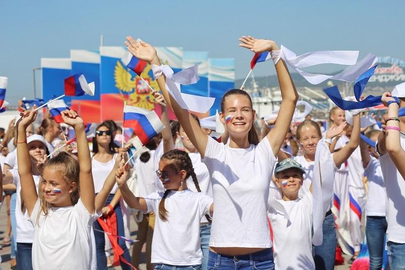 1 Власти Кировской области направят 5 млрд рублей на реализацию мероприятий госпрограммы "Молодежь" до 2030 года