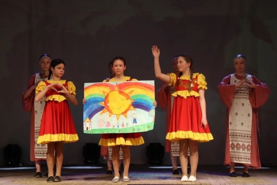 В Вятскополянском районе прошел конкурс «Поющие сердца народов»