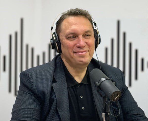 Владимир Шабардин объяснил, почему в кировских школах не хватает психологов