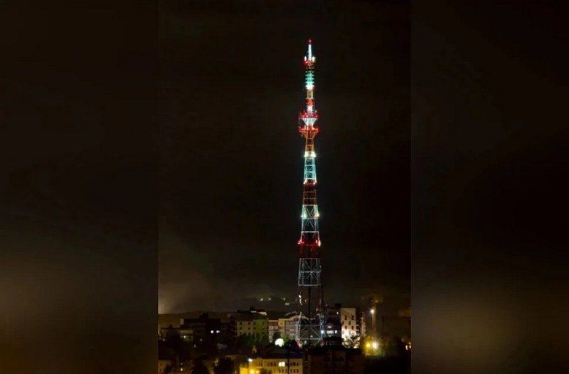 Сегодня главная телебашня региона засияет специальной праздничной иллюминацией