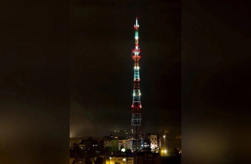 Сегодня главная телебашня региона засияет специальной праздничной иллюминацией