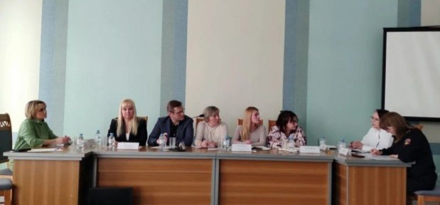 В Управлении по вопросам миграции УМВД состоялась рабочая встреча с представителями Управления труда и занятости населения Кировской области и региональный Центр занятости населения