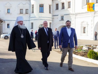 В Кировской области с визитом находится общественный деятель Константин Малофеев