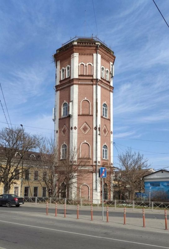 #��������������. * � ������� ������ ������������ �����, ����������� � ����� 19 ����, ������������� � ���������