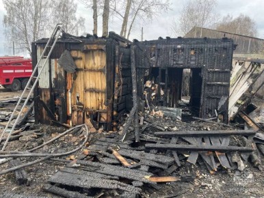 Суд взыскал с виновницы пожара в Юрье крупный ущерб