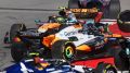 Гонщики McLaren обходят недоразумения после столкновения