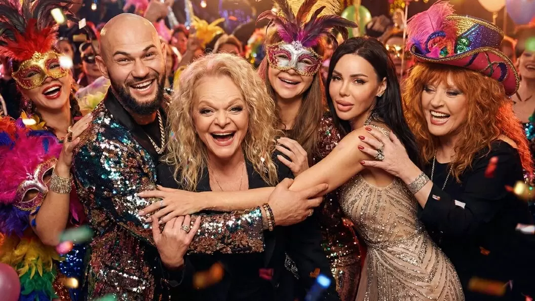 Депутат Певцов разъясняет закон о русификации: иностранные псевдонимы под запретом?