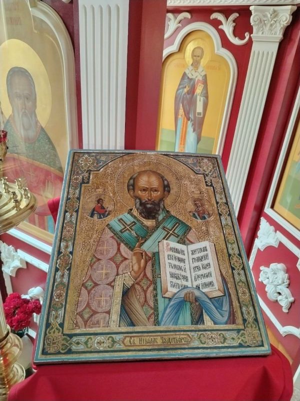 Старинную икону нашли в Кирове Старинную икону нашли в Кирове