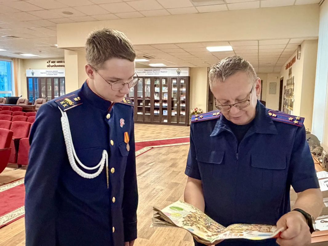 Обучающийся Кадетского корпуса СК России им. А. Невского посетил следственное управление Следственного комитета Российской Федерации по Кировской области Обучающийся Кадетского корпуса СК России им. А. Невского посетил следственное управление Следственного комитета Российской Федерации по Кировской области