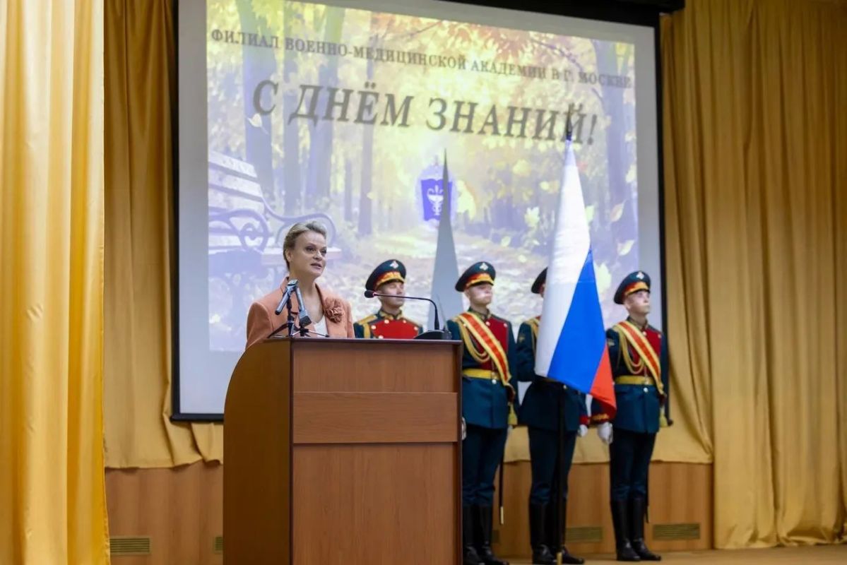 Анна Цивилева: Поздравила с началом нового учебного года обучающихся и профессорско-преподавательский состав филиала Военно-медицинской академии имени С. М. Кирова Анна Цивилева: Поздравила с началом нового учебного года обучающихся и профессорско-преподавательский состав филиала Военно-медицинской академии имени С. М. Кирова