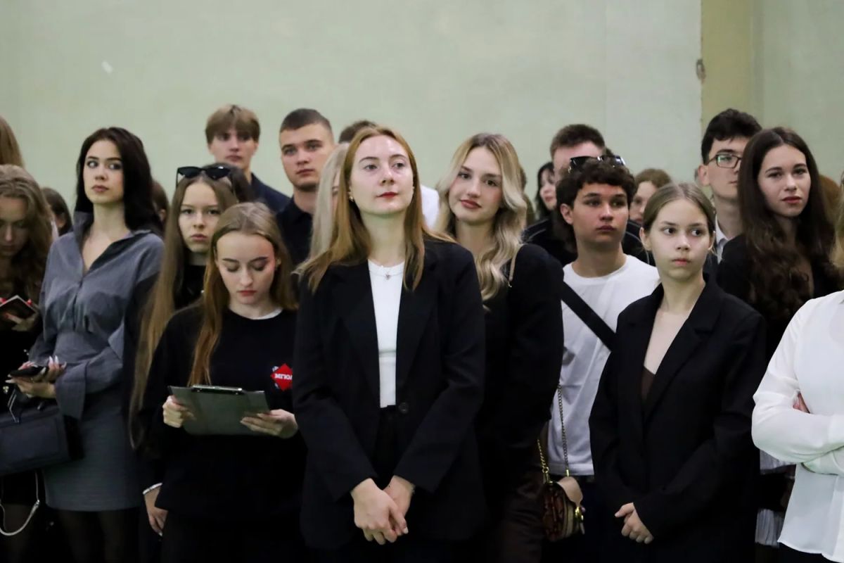 1 сентября во всех учебных заведениях региона проводятся торжественные мероприятия, посвященные Дню знаний 1 сентября во всех учебных заведениях региона проводятся торжественные мероприятия, посвященные Дню знаний