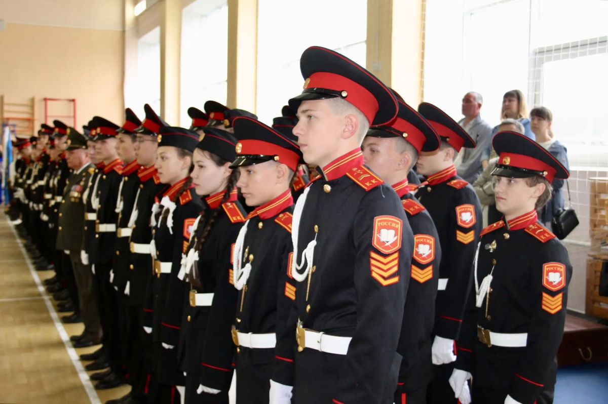 В нашей стране 1 сентября традиционно отмечают День знаний В нашей стране 1 сентября традиционно отмечают День знаний