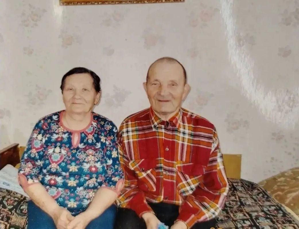 70 лет вместе: супруги из Зуевского района отметили благодатную свадьбу