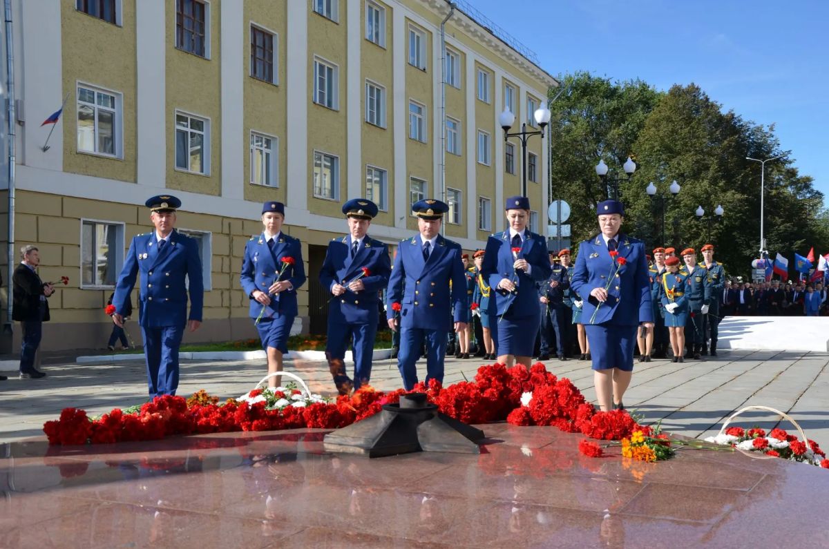 Сегодня, 3 сентября в России отмечают День окончания Второй мировой войны Сегодня, 3 сентября в России отмечают День окончания Второй мировой войны