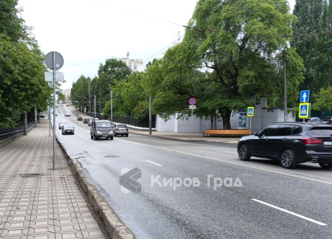 В Кирове - эпидемия разговоров по телефону за рулем