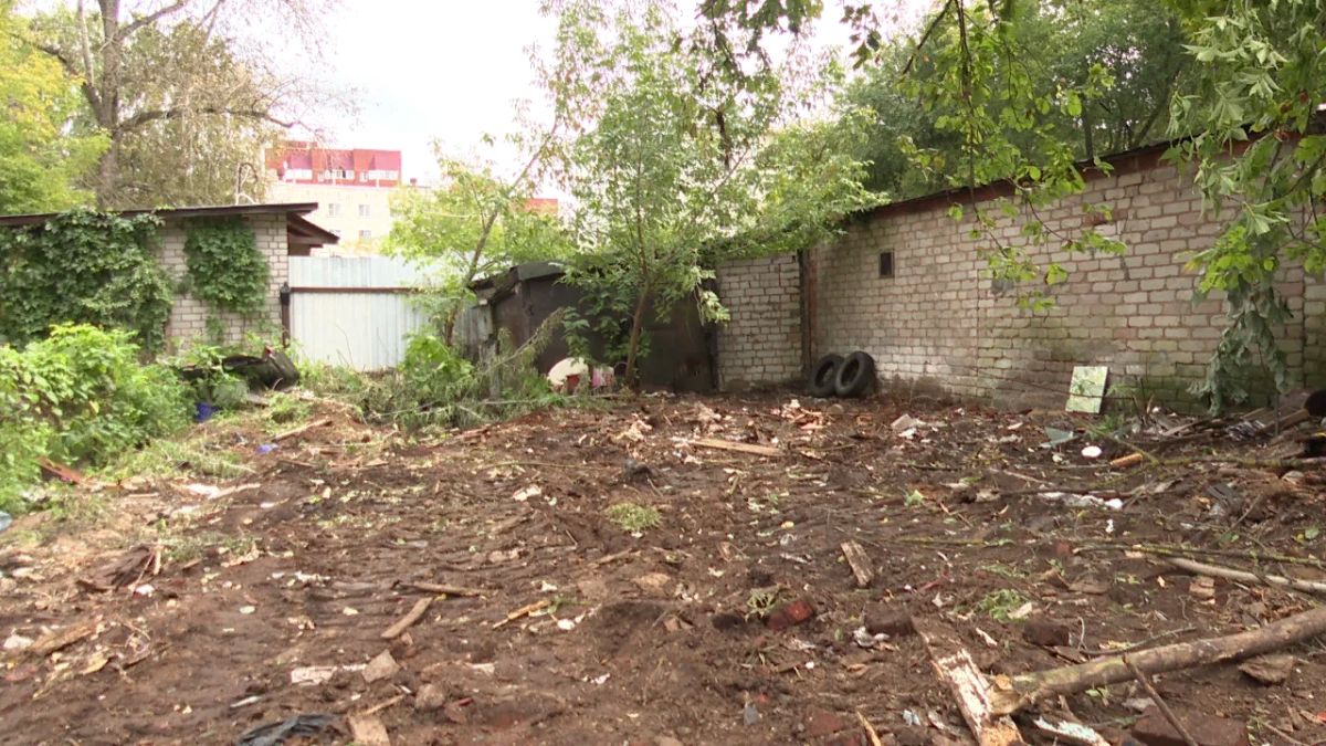 Кировчане пожаловались на снос хозяйственных построек Кировчане пожаловались на снос хозяйственных построек