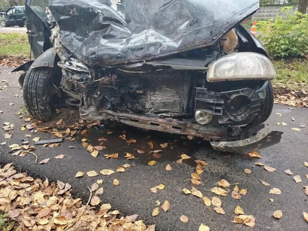 В утреннем ДТП в Кирове пострадали водители «Форда» и «Калины» В утреннем ДТП в Кирове пострадали водители «Форда» и «Калины»