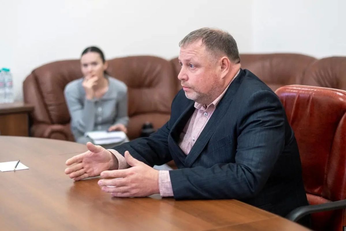 Александр Соколов: В ответ на вопросы и инициативы жителей Кировской области на приеме граждан приняли несколько важных решений Александр Соколов: В ответ на вопросы и инициативы жителей Кировской области на приеме граждан приняли несколько важных решений