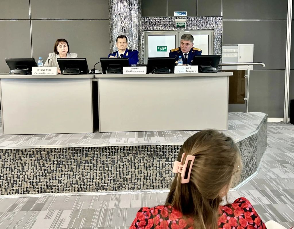 И.о. руководителя следственного управления провел выездной приём граждан из числа детей-сирот и детей, оставшихся без попечения родителей И.о. руководителя следственного управления провел выездной приём граждан из числа детей-сирот и детей, оставшихся без попечения родителей