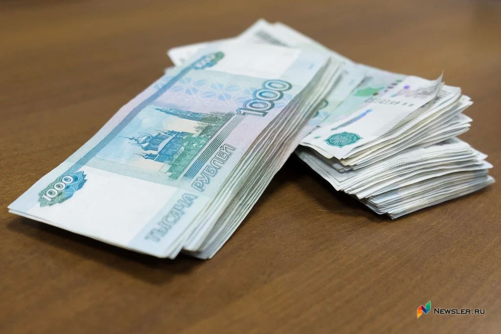 В августе жители Кировской области взяли кредиты наличными на сумму 3,45 миллиарда рублей