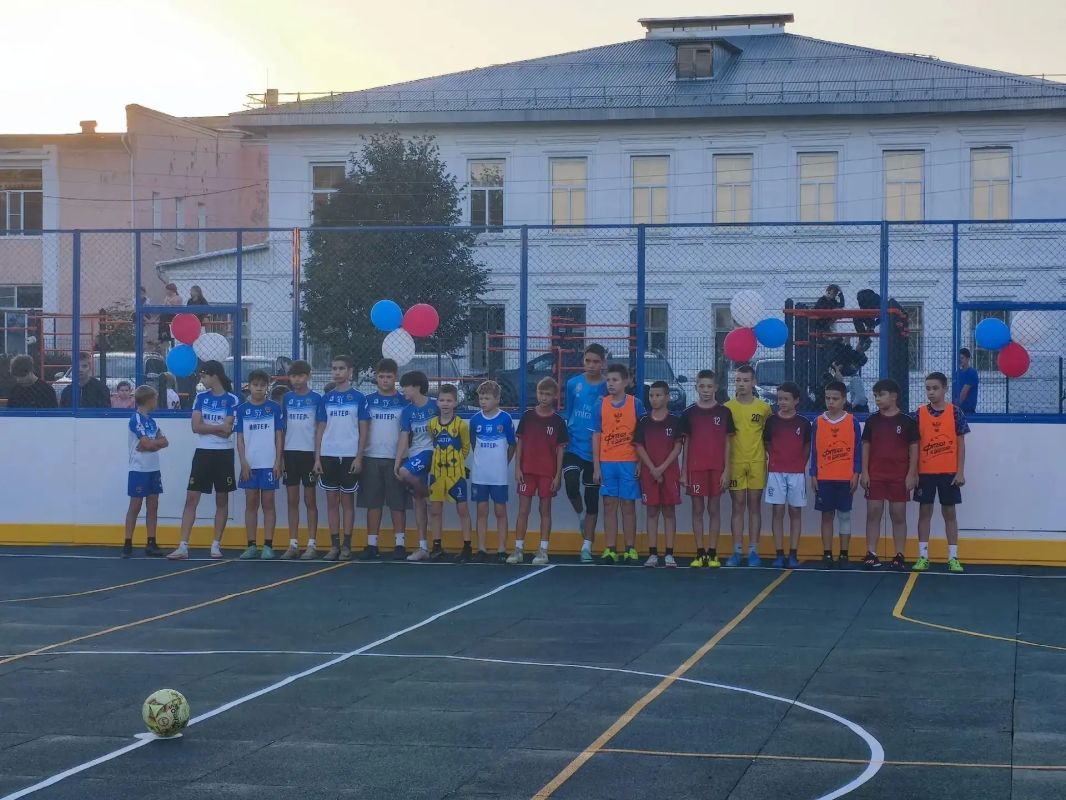 В Малмыже открыли «умную» спортивную площадку В Малмыже открыли «умную» спортивную площадку