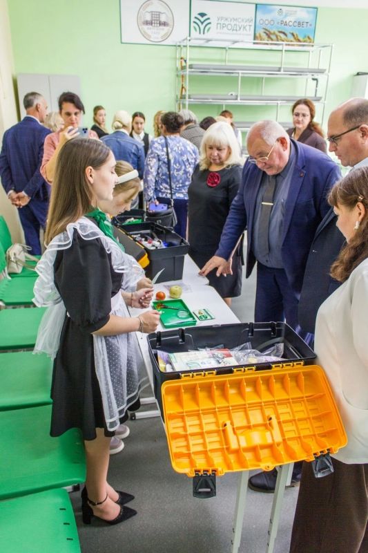 В Уржуме открылся агротехкласс В Уржуме открылся агротехкласс
