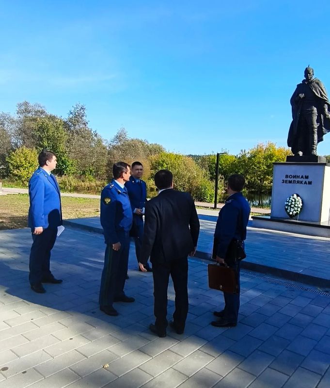 #прокурор. Состоялась рабочая поездка прокурора Кировской области Юрия Рываева в Сунский район #прокурор. Состоялась рабочая поездка прокурора Кировской области Юрия Рываева в Сунский район