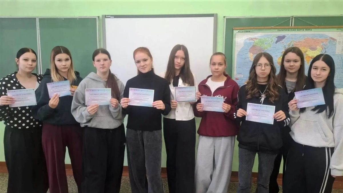 Первокурсники города Орлова проверили свои знания на Всероссийском диктанте