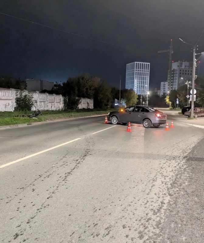 В Кирове водитель автомобиля «Лада Веста» сбил 17-летнего велосипедиста