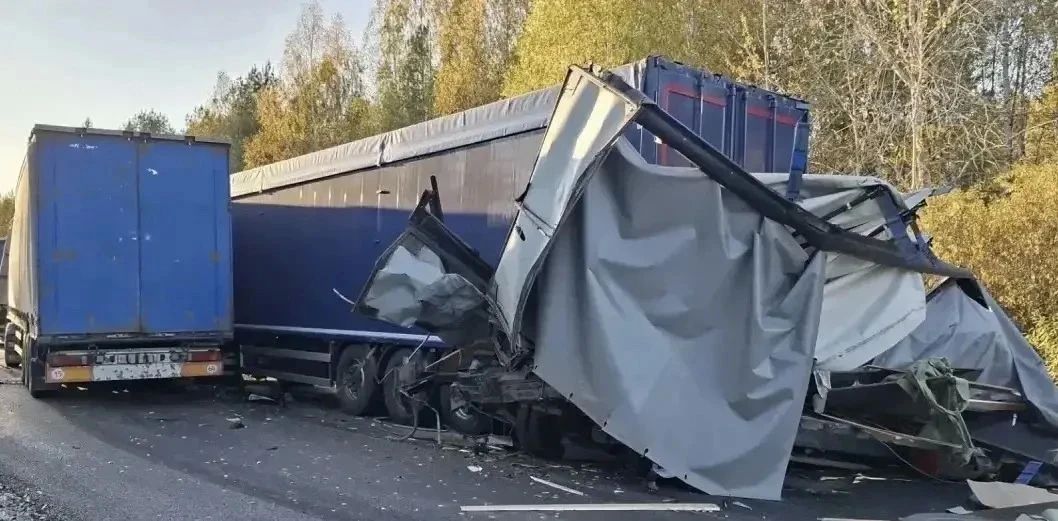 В массовом ДТП в Свечинском районе погиб мужчина В массовом ДТП в Свечинском районе погиб мужчина