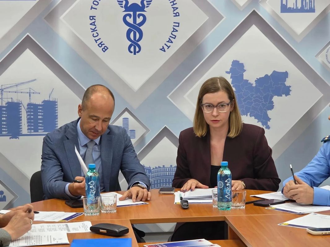 Прошло обсуждение проекта закона «О развитии ответственного ведения бизнеса в Кировской области» Прошло обсуждение проекта закона «О развитии ответственного ведения бизнеса в Кировской области»