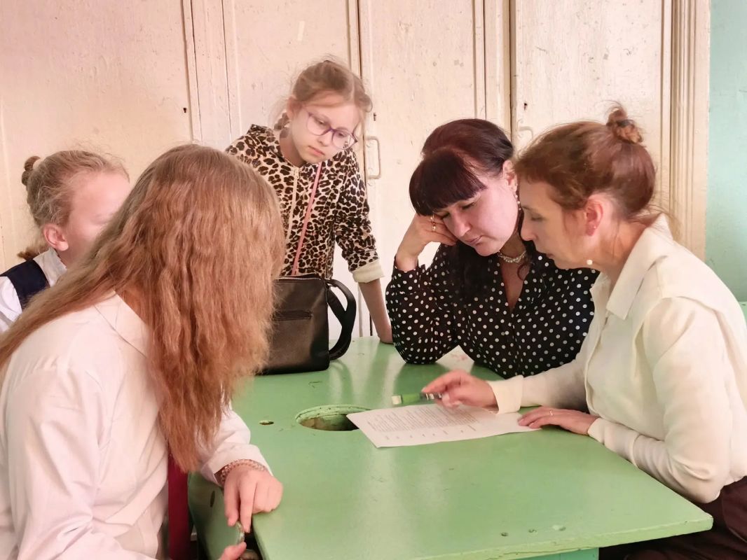 Школьники познакомились с профессиями лесной отрасли в игровой форме Школьники познакомились с профессиями лесной отрасли в игровой форме