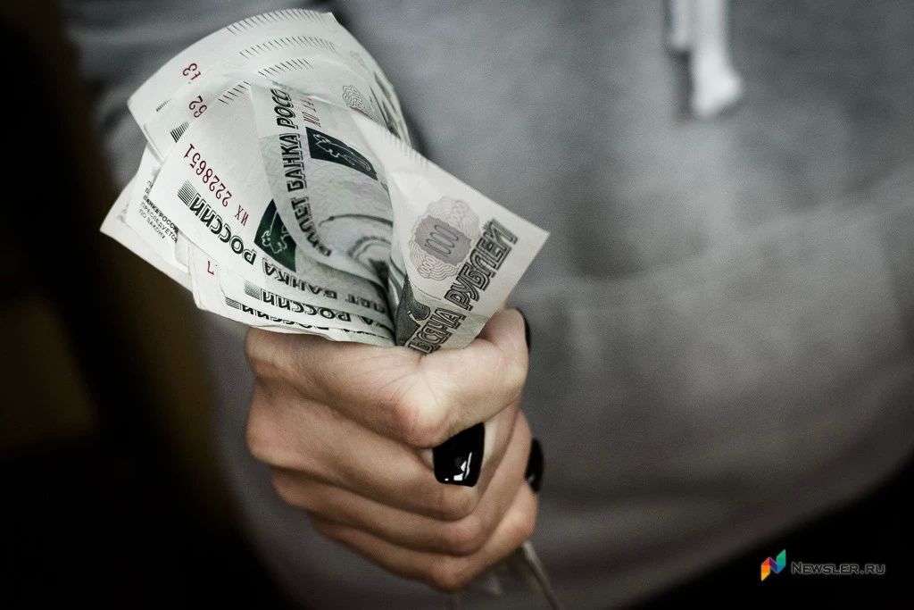 ЦБ ограничил выдачу дорогих займов в МФО