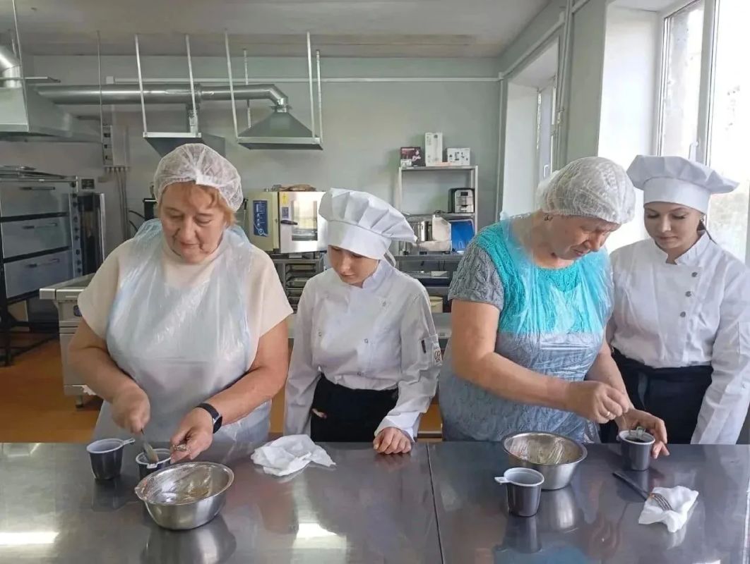 С Днем мудрости, добра и уважения! С Днем мудрости, добра и уважения!