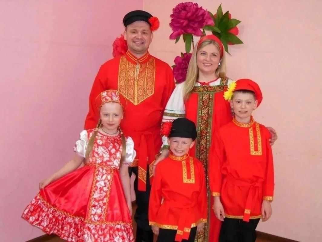 Главная традиция – сплочение семьи! Главная традиция – сплочение семьи!