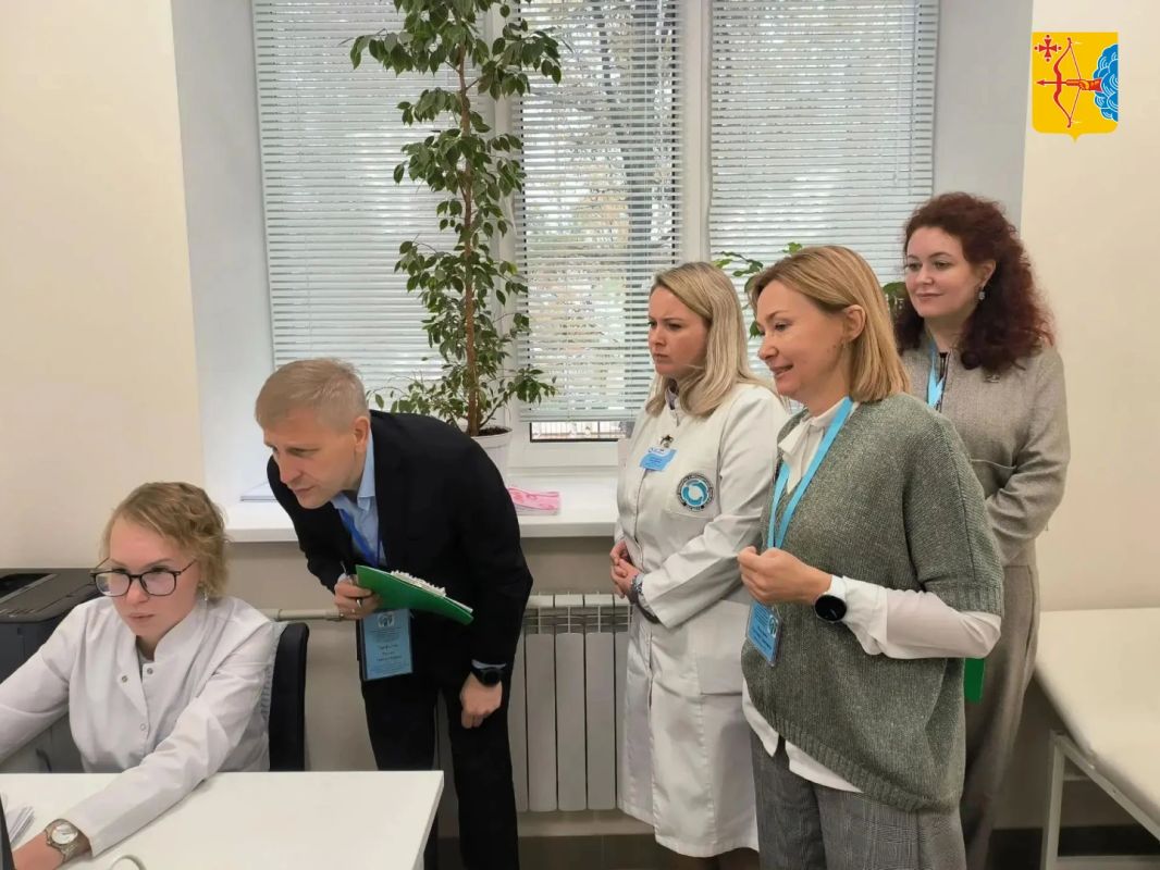 Практику диспансерного наблюдения онкопациентов распространят на 13 поликлиник Кировской области Практику диспансерного наблюдения онкопациентов распространят на 13 поликлиник Кировской области