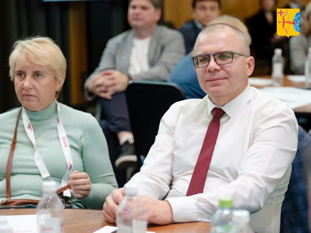 Губернатор Александр Соколов представил кадровую стратегию Кировской области на 2026–2030 годы в Мастерской управления «Сенеж» Губернатор Александр Соколов представил кадровую стратегию Кировской области на 2026–2030 годы в Мастерской управления «Сенеж»