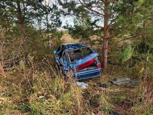 В Яранском районе ВАЗ вылетел с дороги и врезался в дерево