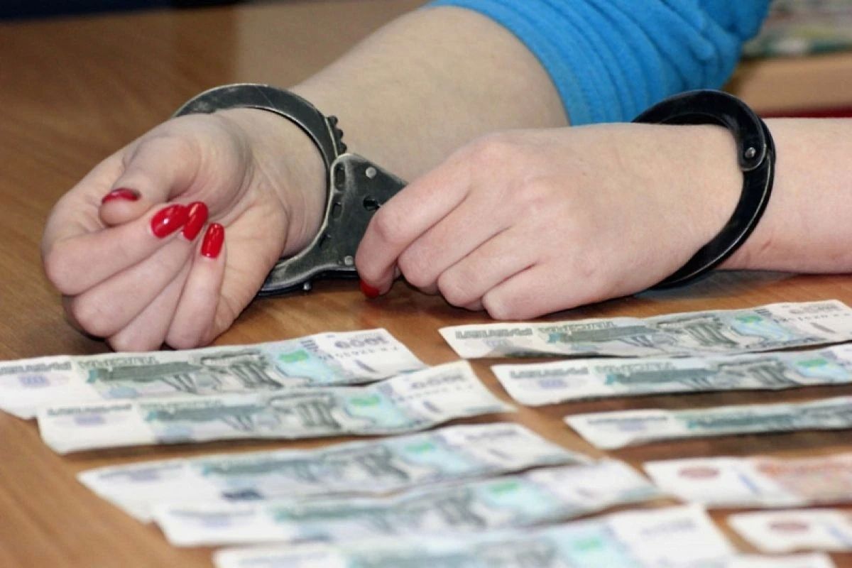 #СВО #защитаПравДетей. В Слободском по материалам прокуратуры возбуждено уголовное дело о хищении почти 3 млн рублей у несовершеннолетнего сына участника специальной военной операции #СВО #защитаПравДетей. В Слободском по материалам прокуратуры возбуждено уголовное дело о хищении почти 3 млн рублей у несовершеннолетнего сына участника специальной военной операции