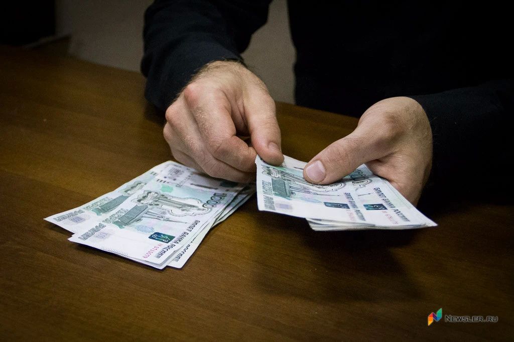 В Кировской области 900 мужчин оформили отпуск по уходу за ребёнком до полутора лет и получают соответствующее пособие