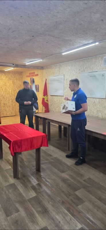 В поддержку наших бойцов!. Вместе с делегацией Кировской области, куда вошли члены областного правительства, отправились в гуманитарную миссию в зону СВО
