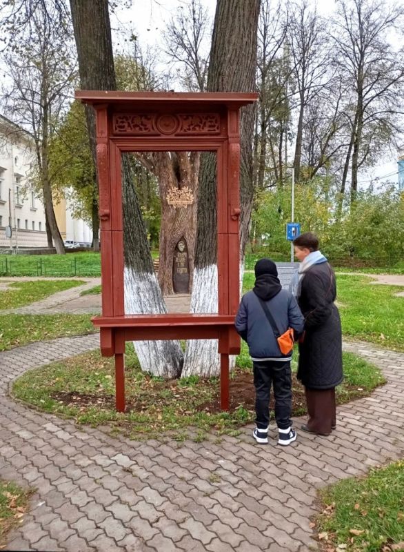 Сможете найти все 6 исторических наличников в скверах Кирова? Сможете найти все 6 исторических наличников в скверах Кирова?