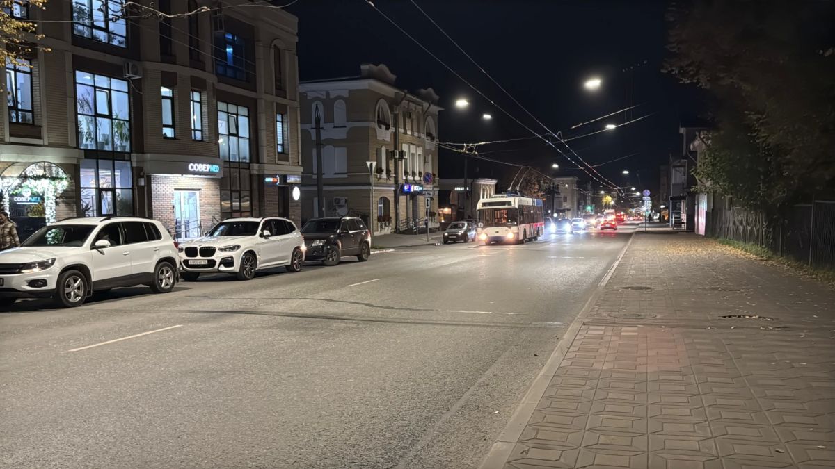 Автобус через 3 минуты или через 13?